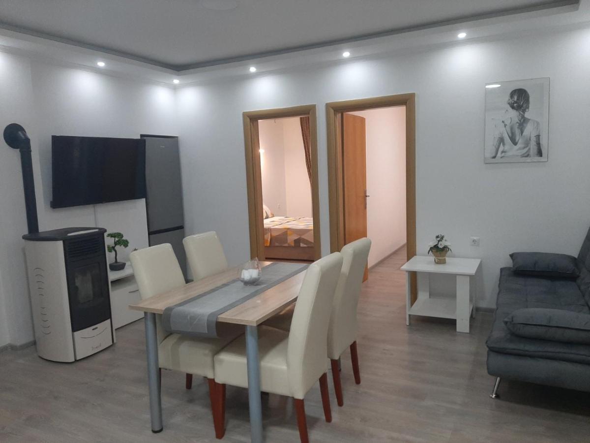 Apartmani Bulajic Krk Town Exterior foto
