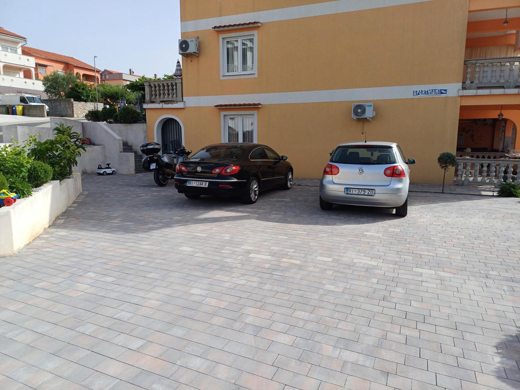 Apartmani Bulajic Krk Town Exterior foto