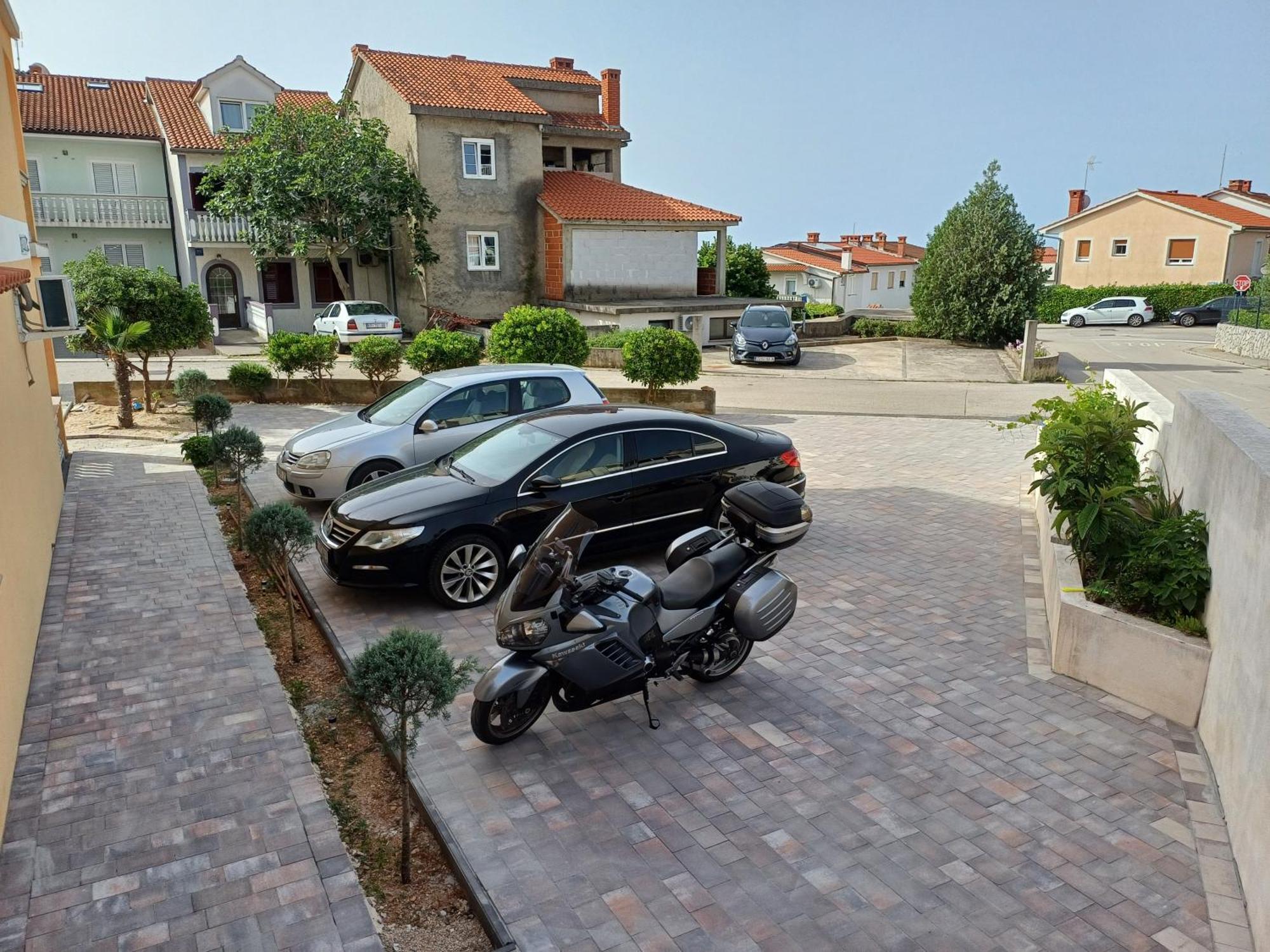 Apartmani Bulajic Krk Town Exterior foto